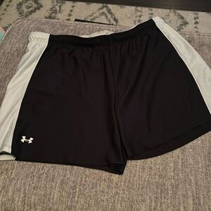 Drawstring active shorts 🌸bundle and save!!